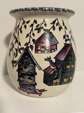 Vintage Cottagecore Crockery Vase Home and Garden Party Birdhouse